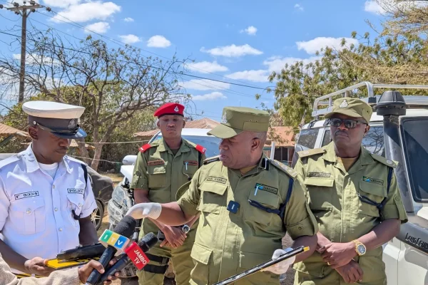 Dereva wa Tarura Akamatwa Kwa Tuhuma Za Kutumia Silaha Bandia – (Picha+Video)