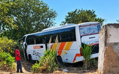 Dereva wa Basi la SATCO Afariki Baada Ya Kugonga Lori Dodoma - Global Publishers