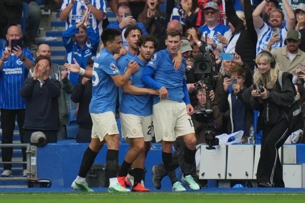 Arsenal Yapokea Kichapo cha 3-0, Spurs Waendelea Kuteseka dhidi ya Aston Villa