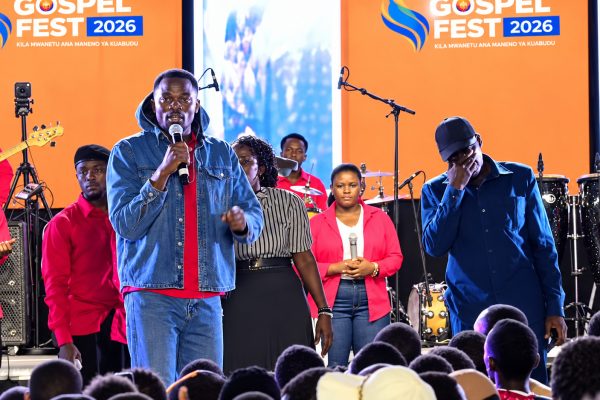 Live: Mwanza Imeitika! Rose Muhando, Obby Alpha na Zabron Singers Kuuwasha Moto Leo
