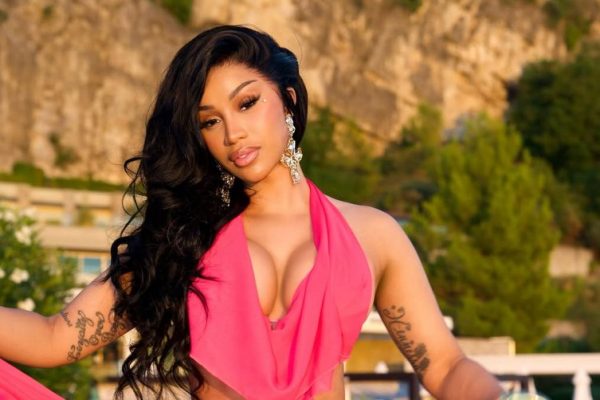 Cardi B Atikisa Mitandao, Muonekano Wake Wawateka Mashabiki