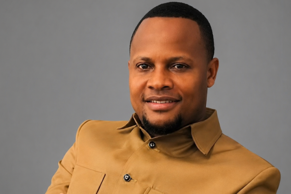 Polisi Arusha Wamkamata Godlisten Malisa, Aachiwa Kwa Dhamana