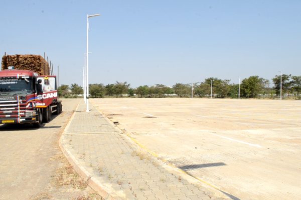 Wafanyabiashara Waikimbia Stendi ya Sh2.8 Bilioni Bariadi