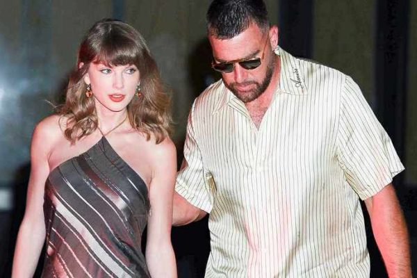 Taylor Swift Ang’ara Kwenye ‘Date Night’, Avaa Gauni La Tsh Milioni 7.2