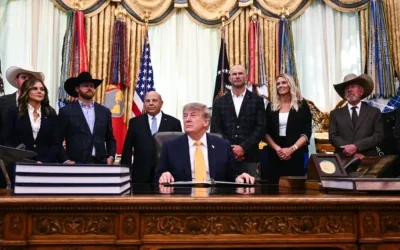 Trump Atishia Kushambulia Eneo la Kimkakati la Pickaxe Mountain nchini Iran - Global Publishers