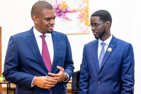 Ndejembi Akutana na Rais wa Senegal katika Mkutano wa AU Misri