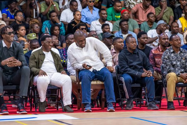 Makamu wa Rais Ashuhudia Fainali ya Kikapu, Dar City Ikitwaa Ubingwa