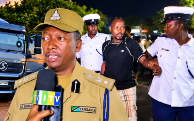 Video: Polisi Wamnasa Dereva wa Lori Akiwa Amelewa Chakari - Global Publishers