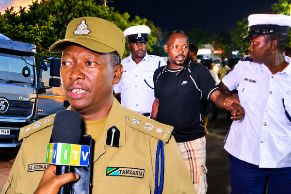 Polisi Kilimanjaro Wamnasa Dereva wa Lori Akiwa Amelewa