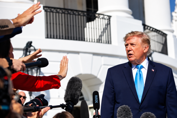 Trump Afichua Sababu ya Kuondolewa Ndege za Marekani Uingereza