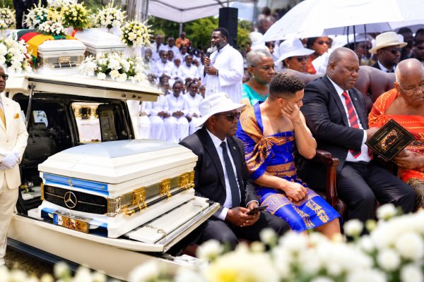 Eswatini Yaungana na Familia ya Chivayo Katika Mazishi – Picha