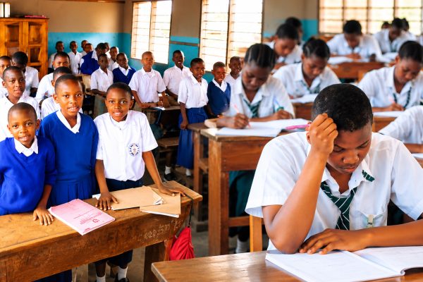 Wizara ya Elimu Yabadili Tarehe ya Kufunga Shule, Sasa ni Novemba 13