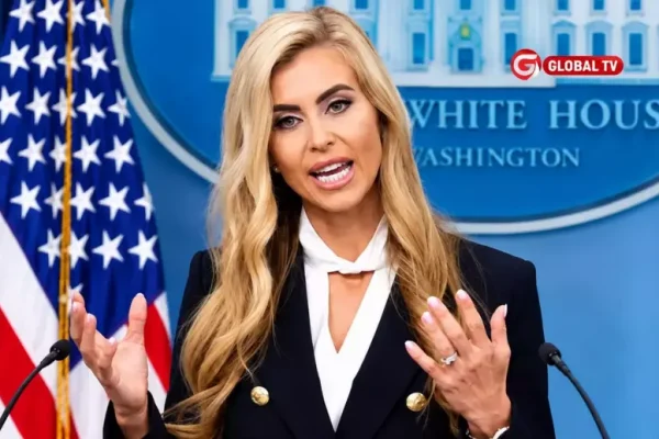 Trump Amuondoa Katie Zacharia Katika Nafasi ya Msemaji wa Ikulu Baada Ya Siku Tano