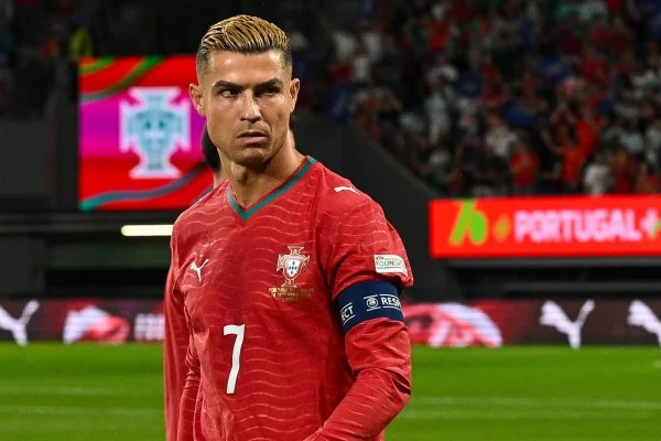 Ronaldo Afungiwa Siku 30, Atozwa Faini na Shirikisho la Soka Ureno