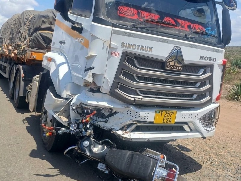 Watatu Wafariki Baada ya Pikipiki Kugongana na Lori Korogwe